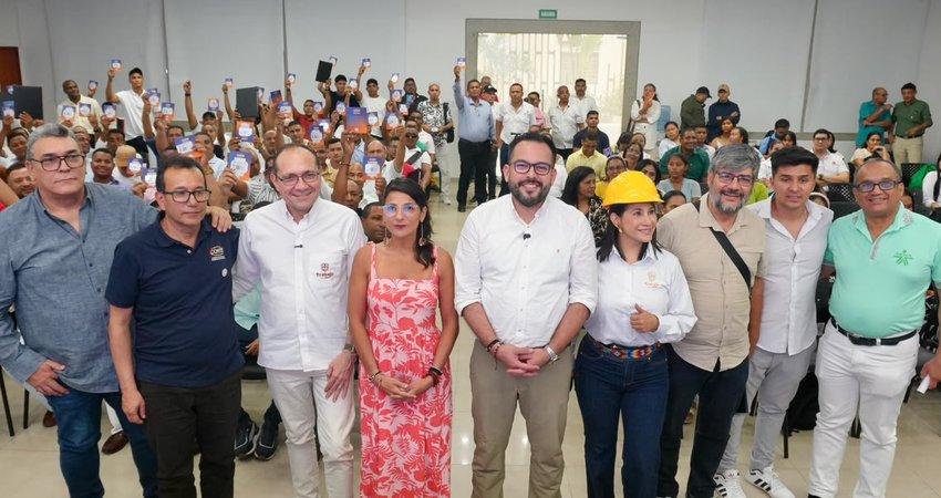 104 trabajadores del Corredor Minero del Cesar reciben certificación para impulsar su reconversión laboral