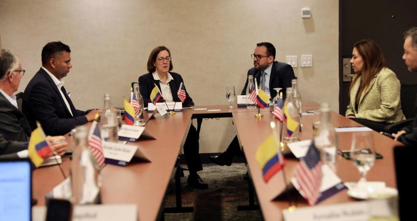 Cámara de Comercio de EE. UU. y empresas reafirman interés en invertir en transición energética y fortalecimiento institucional en Colombia