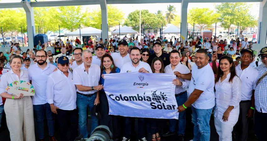 Gobierno invierte $4.894 millones en canchas solares en Barranquilla para bajar costos de energía a 200 familias