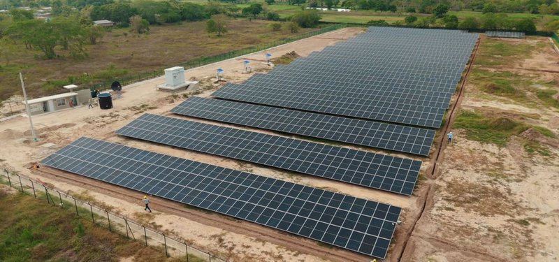 Gobierno pone en operación granja solar en Pivijay y consolida el primer Territorio Energético-1.jpg