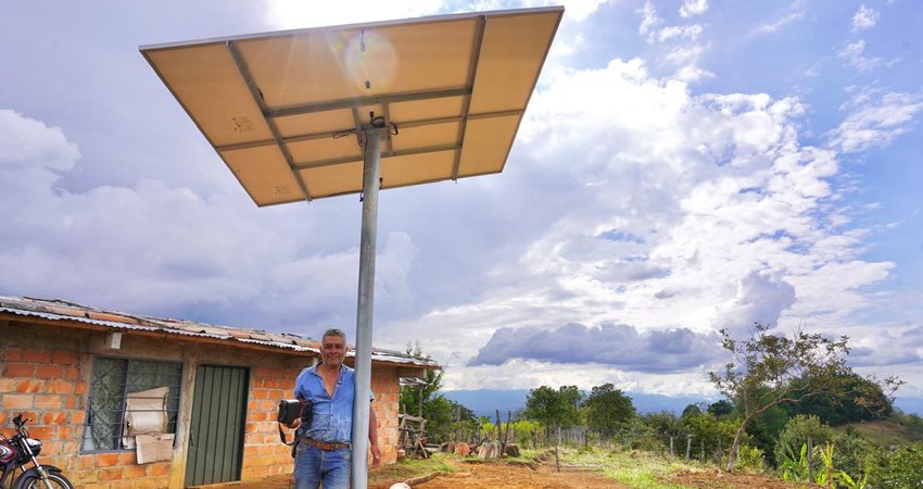 Más de 1.500 personas en el Cauca tienen energía limpia por primera vez tras intervención del Gobierno nacional