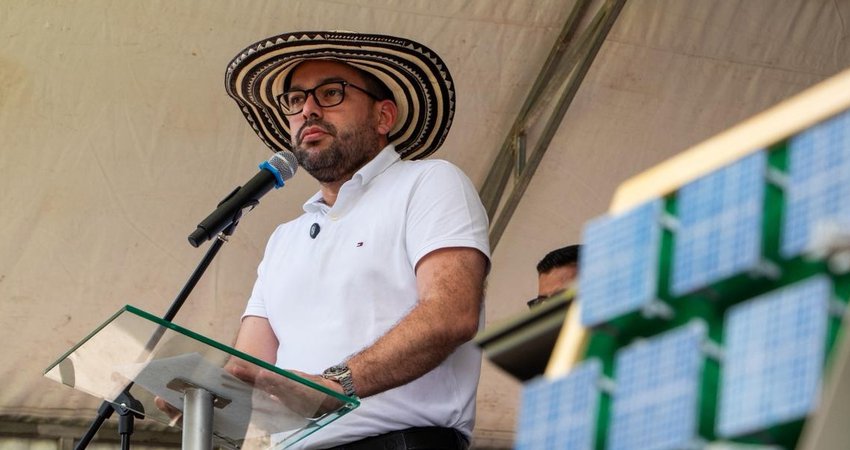 MinEnergía solicita a la Superintendencia de Servicios Públicos vigilar que comercializadoras cumplan la cuota de energías limpias