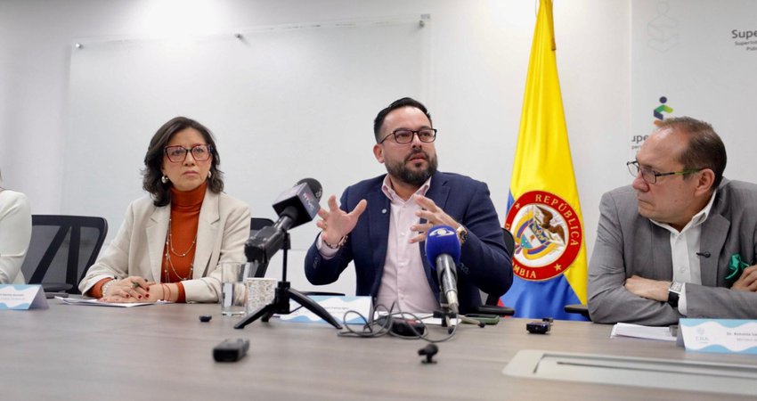 Nuevo marco tarifario fortalece a los recicladores de oficio y moderniza el servicio de aseo en Colombia